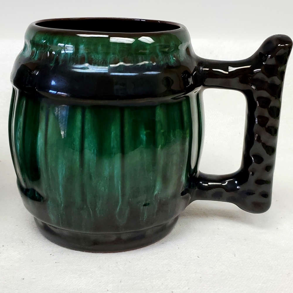 Vintage Blue Mountain Pottery redware   barrel mug